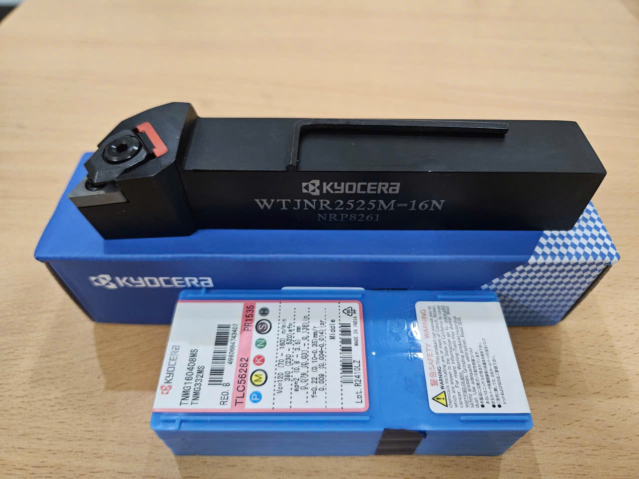 Cán dao tiện ngoài WTJNR2525M-16N